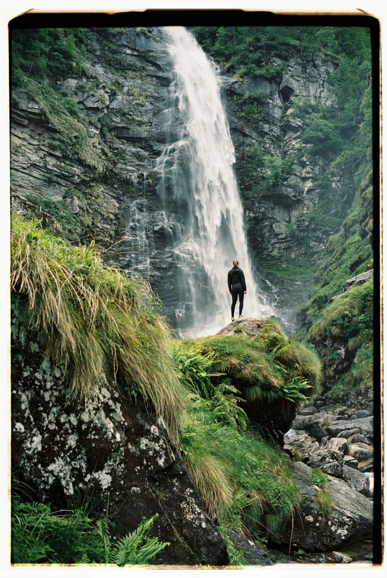 Waterfall La Froda, Verzasca valley